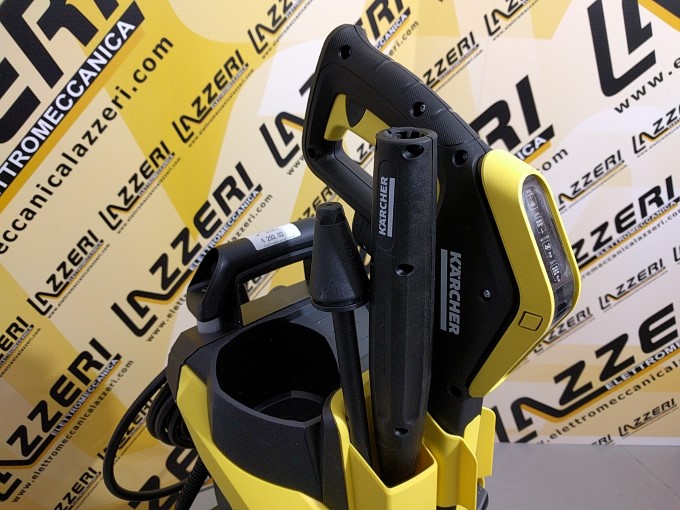 idropulitrice-karcher-k4-full-control-vano-porta-accessori